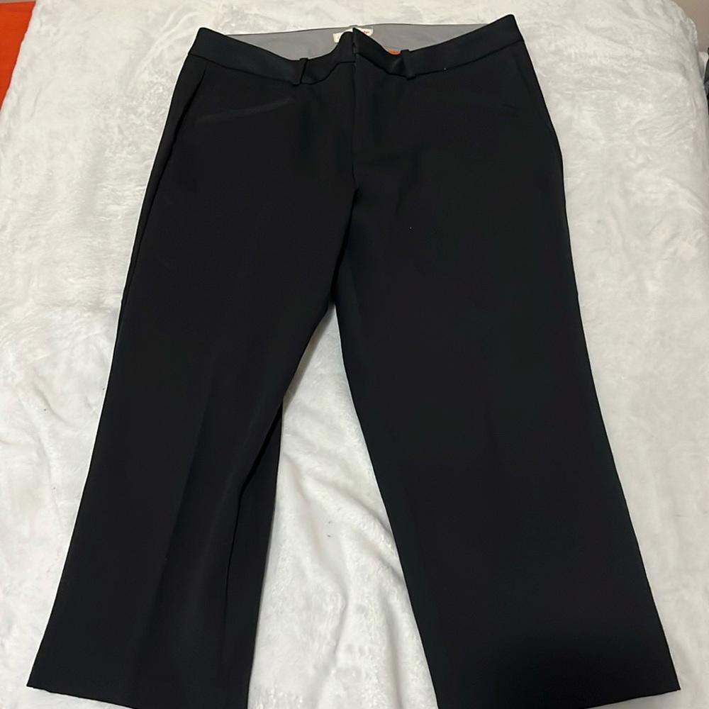 Dockers capris size 10